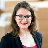 Kontakt mit Nathalie Dres aufnehmen