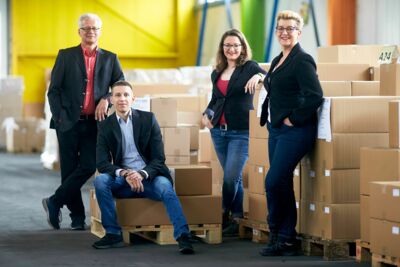 Die zweite und dritte Generation von Dres packt's gemeinsam an! Von Links: Jürgen Dres, Christoph Dres, Nathalie Dres, Petra Dres. Die Geschwister Nathalie und Christoph sind 2018 in das Unternehmen eingestiegen.
